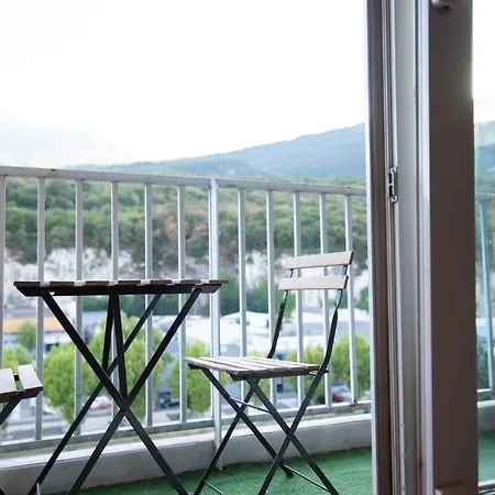 Du Vercors - 3 Bedrooms Parking Free Netflix Apartment Fontaine (Rhone-Alps)